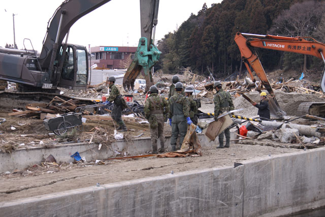 Shobutahama / Japan Self-Defense Forces / Levee / Rubble / Clearance working