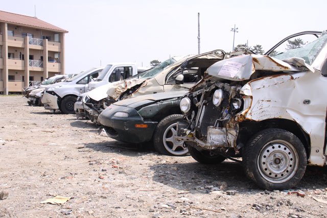 Damaged vehicle / Clearance working