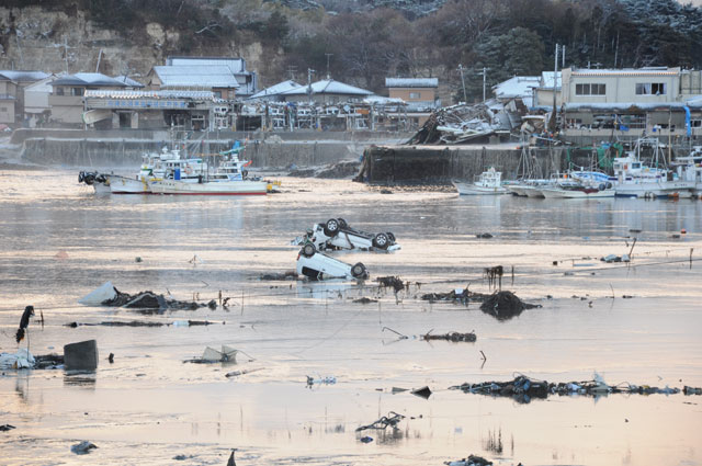 Offered pfotograph by townsperson Earthquake / 11 Mar / 16:00~17:46 / Yoshidahama