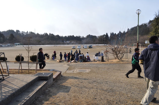 Evacuation center Shishiori junior high school / Outside