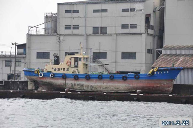 Damage / Harbor / Near quay of Shiogama port