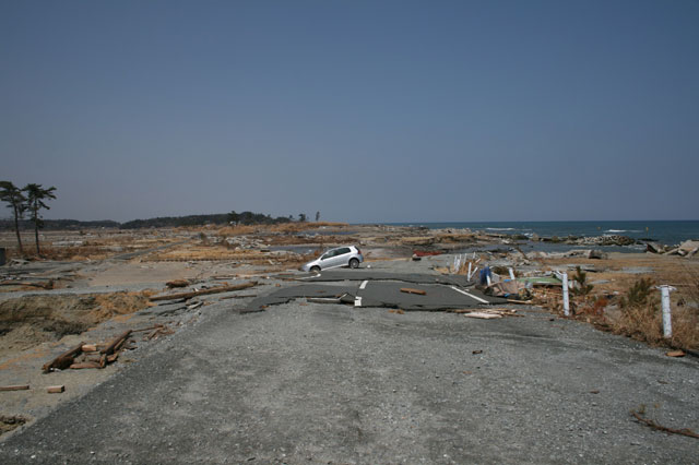 Damage / Rachihama / Seaside 