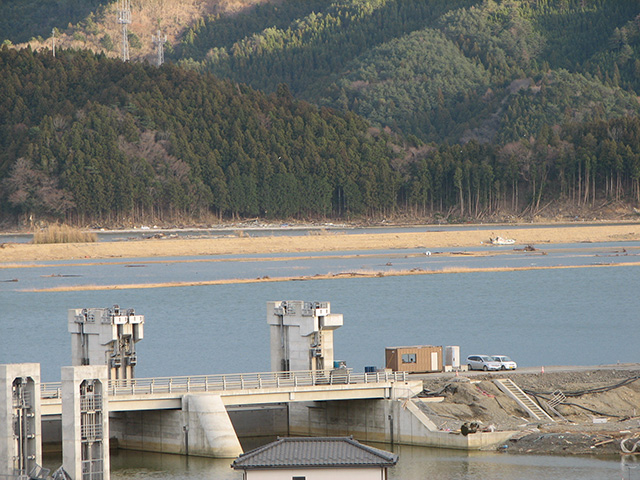 Nikkori park / Damage / Sluice gate