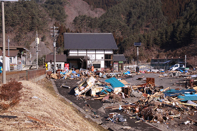 被災 平井賀 田野畑駅前