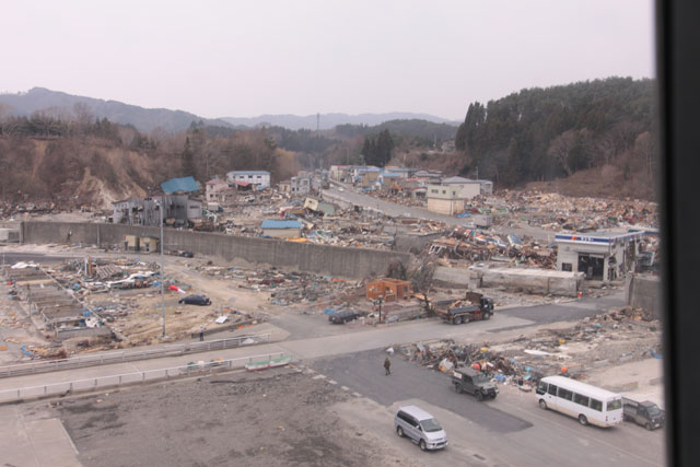 平成23年4月11日 陸自ヘリから撮影 空撮