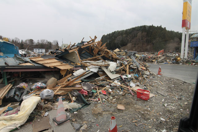 平成23年4月11日 陸自ヘリから撮影 空撮