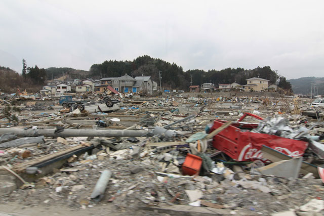 平成23年4月11日 陸自ヘリから撮影 空撮