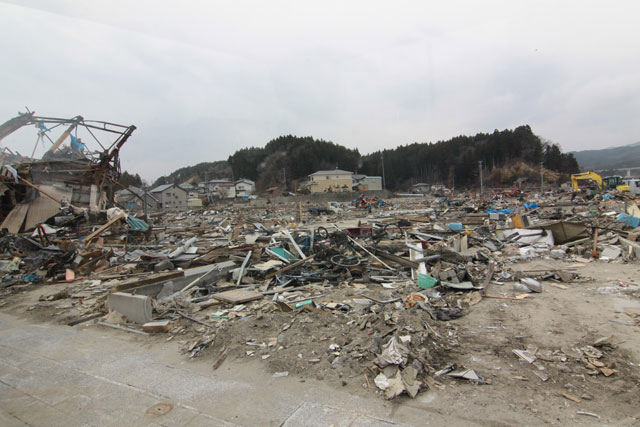 平成23年4月11日 陸自ヘリから撮影 空撮