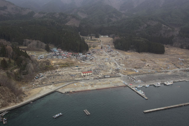 平成23年4月11日 陸自ヘリから撮影 空撮