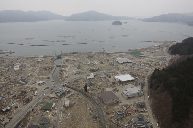 平成23年4月11日 陸自ヘリから撮影 空撮