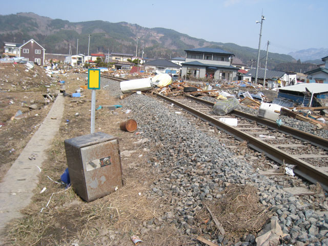 織笠地区 震災前後の写真 線路