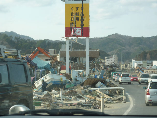 山田町 平成23年4月2日 R45 織笠