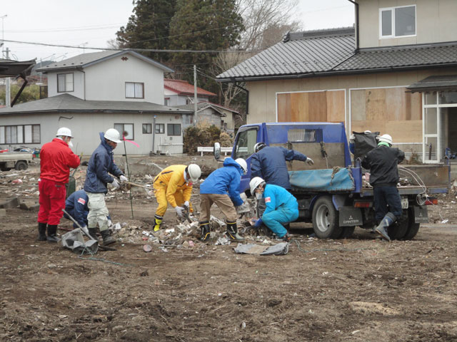 久慈 平成23年3月19日 青年部野田村ボランティア