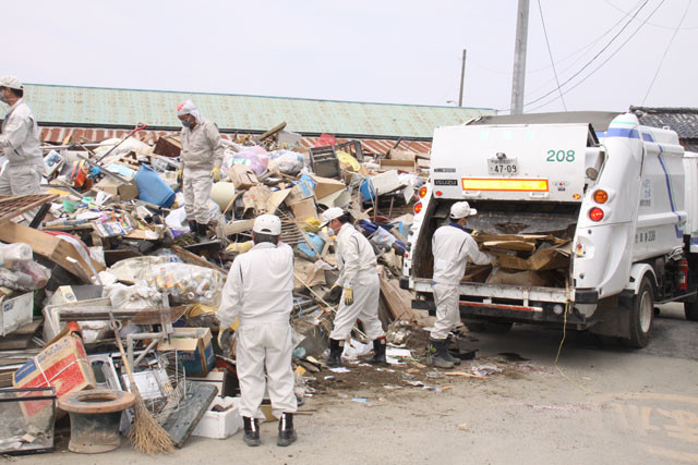 Shizuoka / Rubble / Clearance working