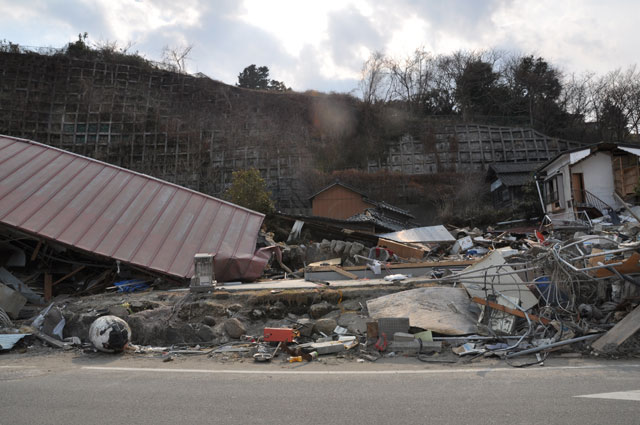 町民からの写真提供 震災 3月29日 吉田浜海岸沿い