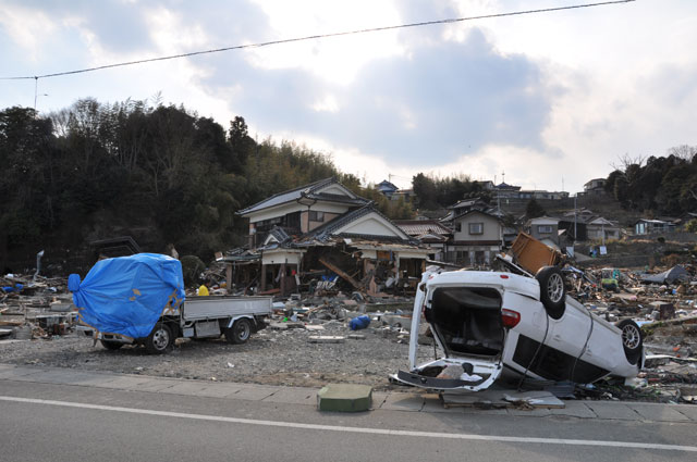 町民からの写真提供 震災 3月29日 吉田浜海岸沿い