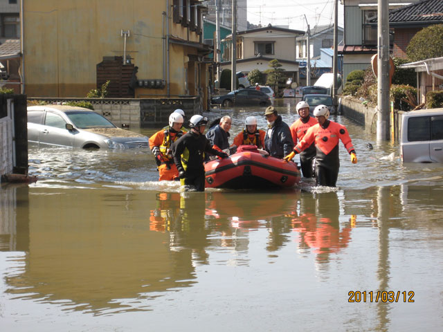 消防 救助ボート