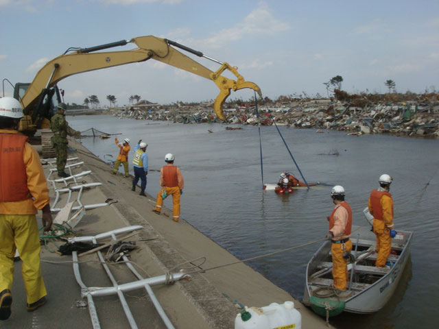 河川 がれき 撤去