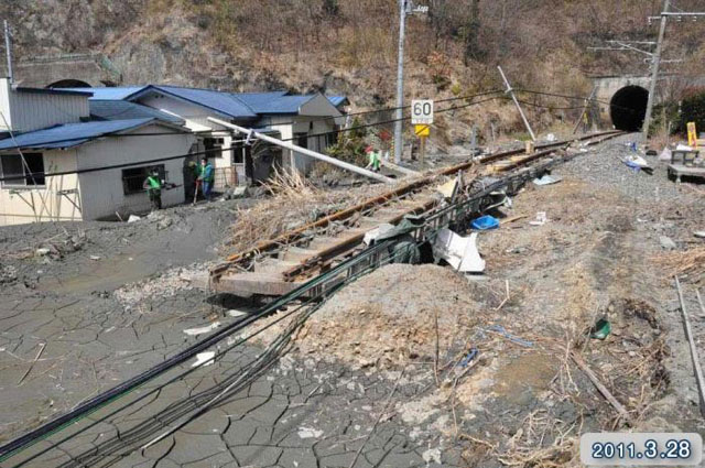 被災 越の浦 釜ヶ渕