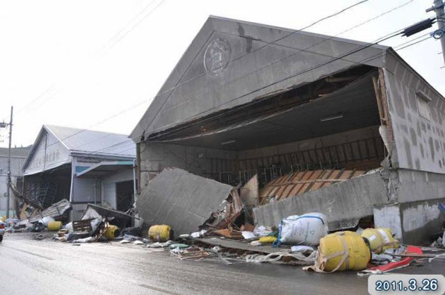 被災 港町 中の島