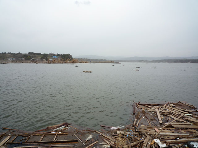 小高 被災 浦尻から西方向 海岸