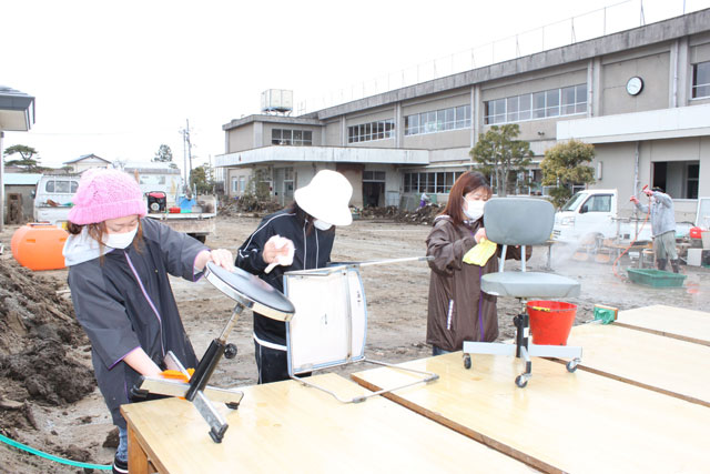 真野小学校 清掃活動