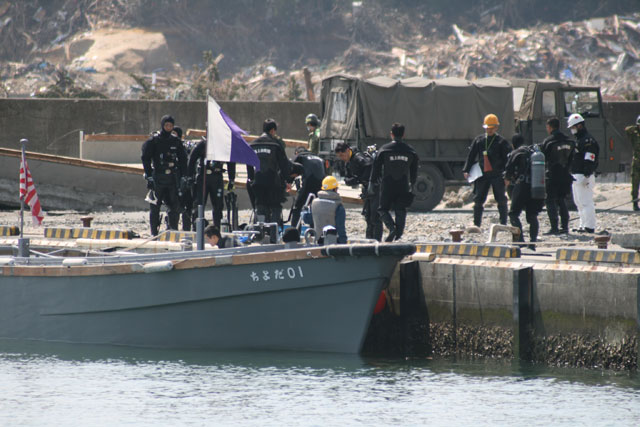 被災 釣師 港湾 海上自衛隊 捜索