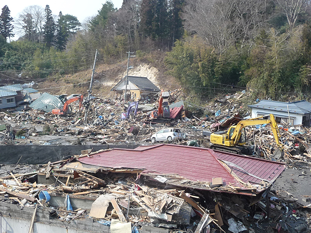 啓開 啓開作業中 金浜 宮古道路  刈屋建設