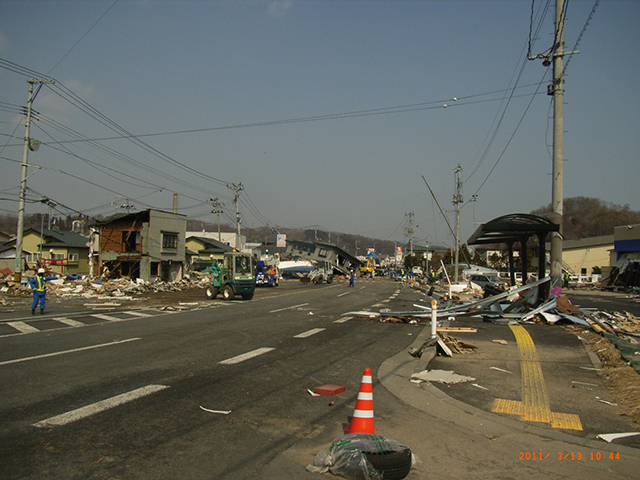 啓開  磯鶏 啓開中 タカヤ