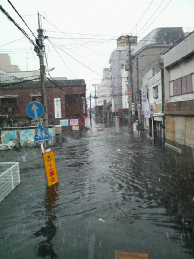 被災 津波 石巻駅前