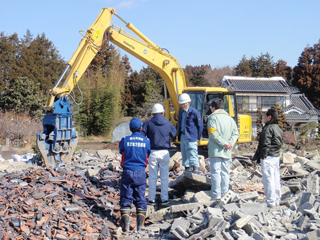 リエゾン 湯沢河国 多賀城市 リエゾン活動状況 現場調整 市職員と