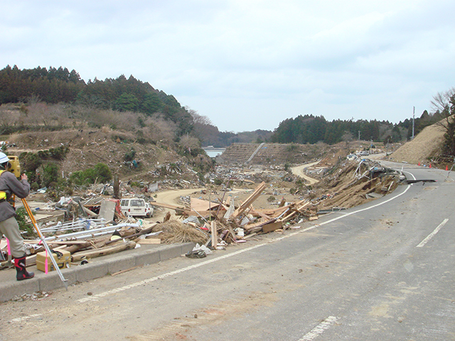 被災 R398横津橋手前 