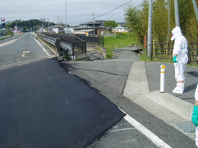 被災 前田川橋