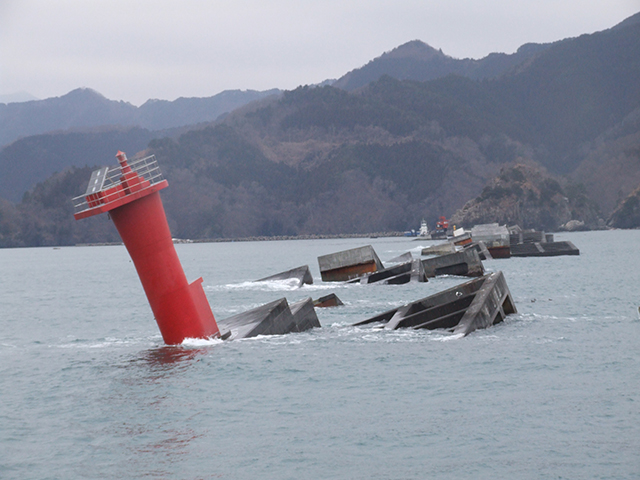 港湾 湾口防波堤