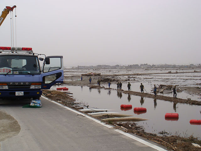 Drainage pumper / Japan Self-Defense Forces Search