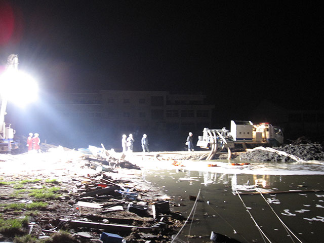 排水ポンプ 夜間作業