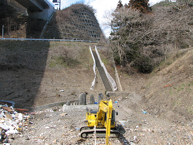 両石津波石碑