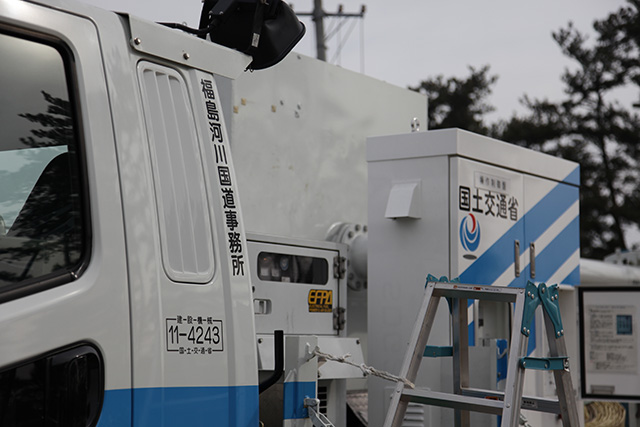 定川 排水作業 排水ポンプ車