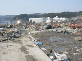 岩手県 山田町 建設課提供 平成23年4月10日