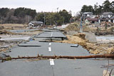 福島県 新地町 被災 今泉 道路 崩落