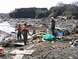 宮城県 七ヶ浜町  湯沢河国 七ヶ浜 リエゾン活動状況 現地で調整 消防隊と